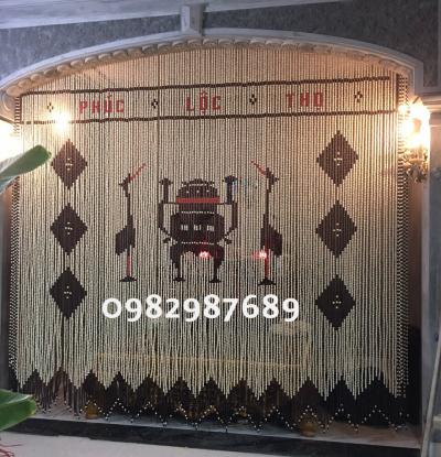 Rèm hạt gỗ đỉnh hạc và lư hương