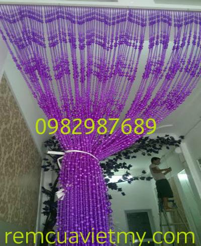 Rèm hạt nhựa tím Spa