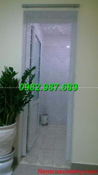 Rèm hạt nhựa trắng trong lượn sóng